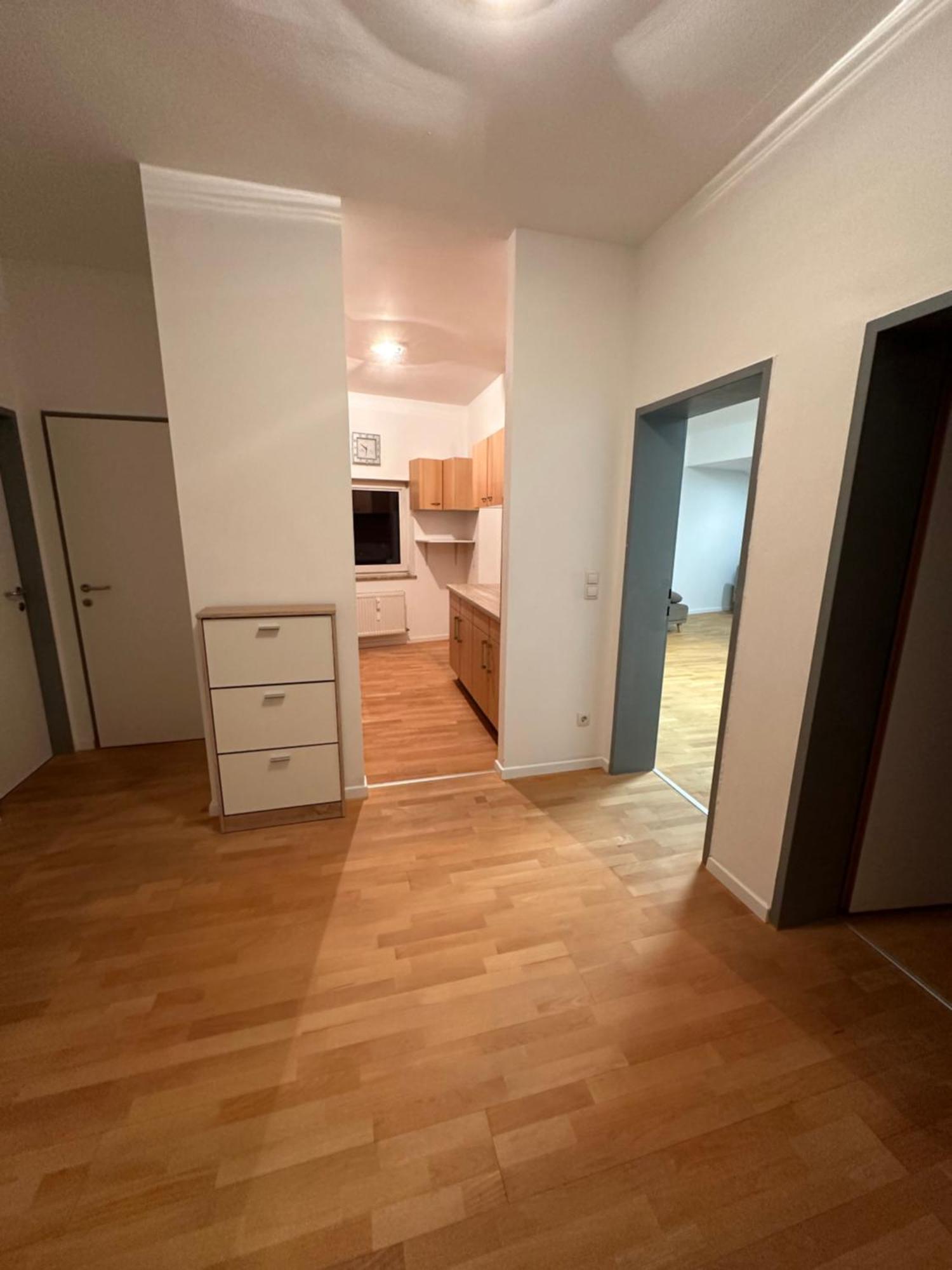Geraeumiges Sonniges Apartment Mit Bergblick Imst Bagian luar foto